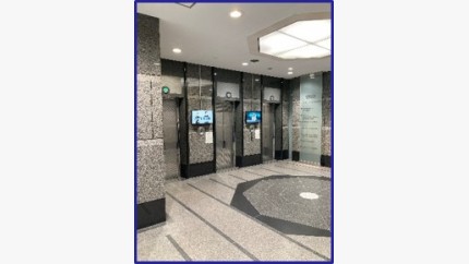 T/西新宿大京/エントランスホール